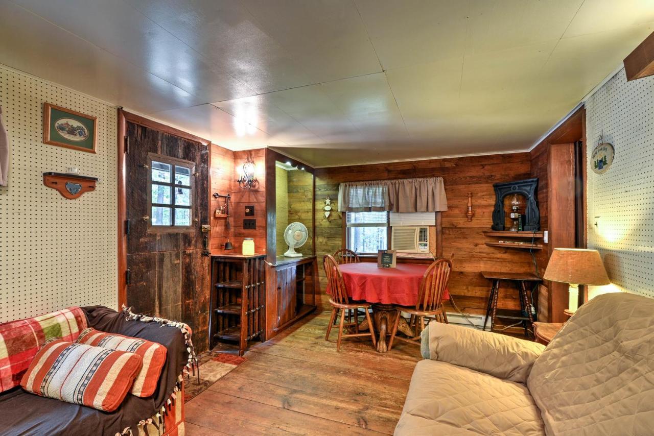 Rustic Bedford Cabin Near Hunting And Fishing Villa Bagian luar foto
